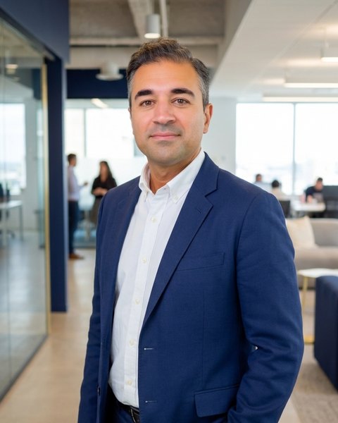 Ali Reza Karwandian