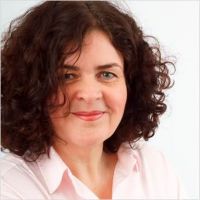 Portrait von Elisabeth Knelangen